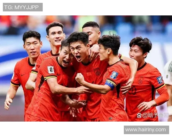 中国男篮迎战澳大利亚队全力争胜展现实力与团队精神